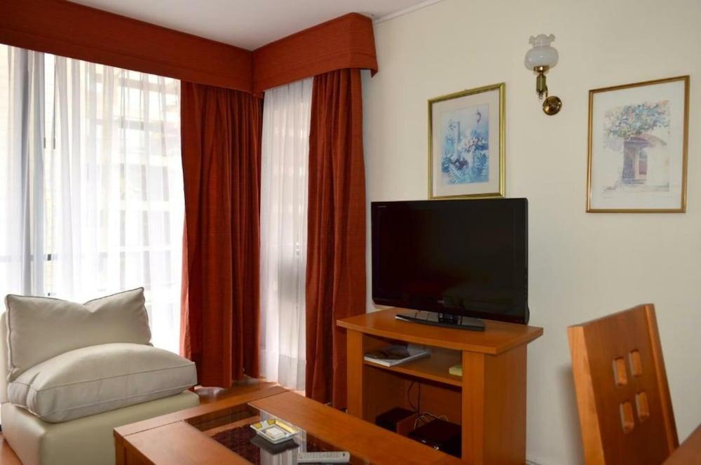 Rent A Home Bosque Norte Сантьяго Экстерьер фото
